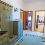 Spacious Overlooking Lejlighed
