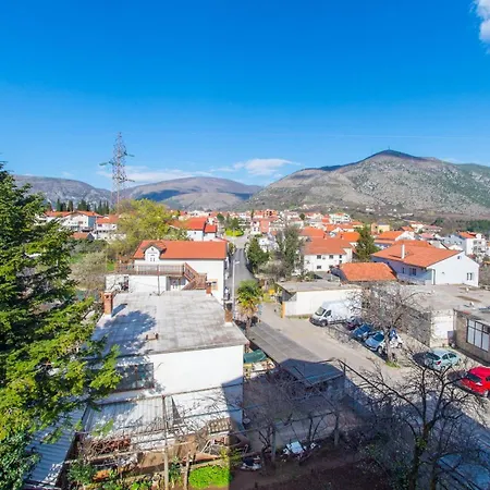 Apartman Spacious Overlooking *